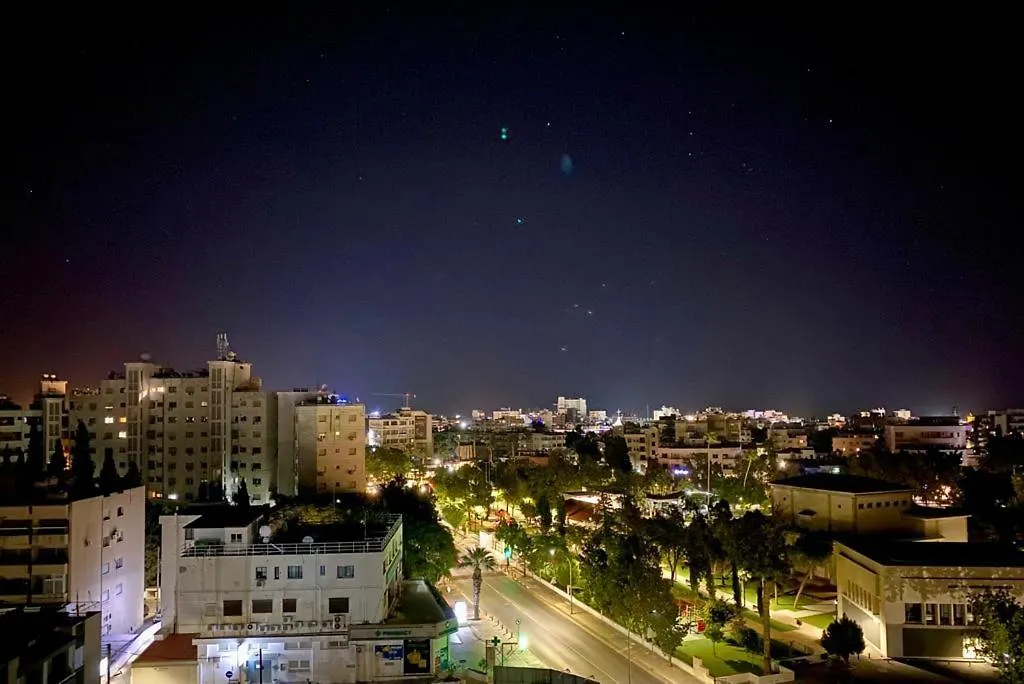 Incredible View Apartment Larnaca